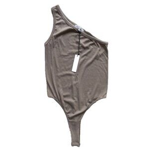 *** Betro Simone One Shoulder Ribbed Bodysuit ( M )
